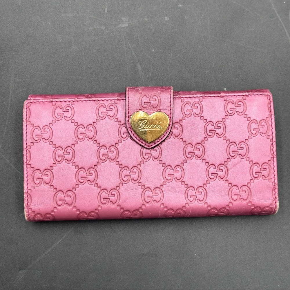 Gucci pink Long Wallet with COA